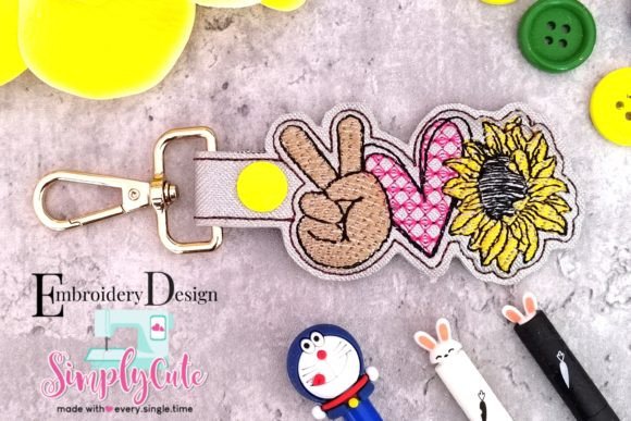 A Designer's Review of the Peace Love Sunshine Keychain